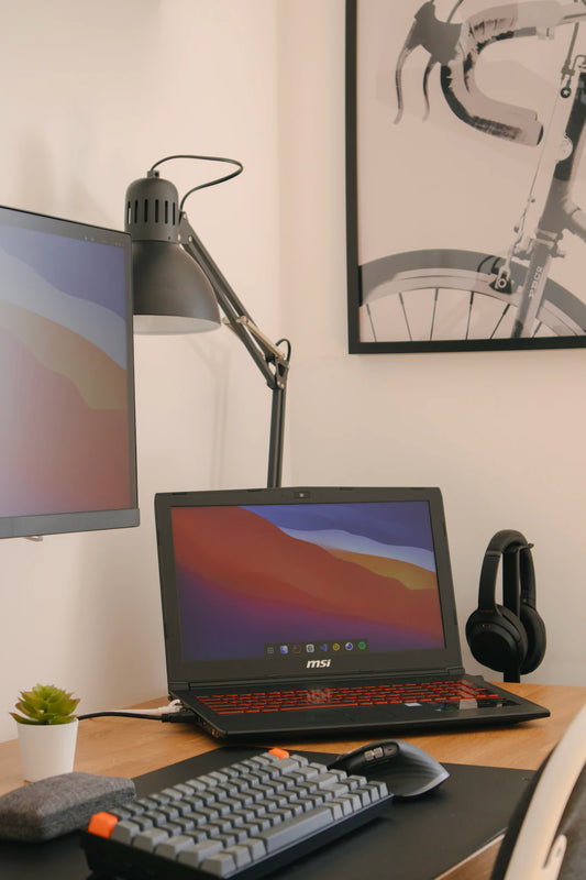 Create a Productive Workspace Anywhere You Roam