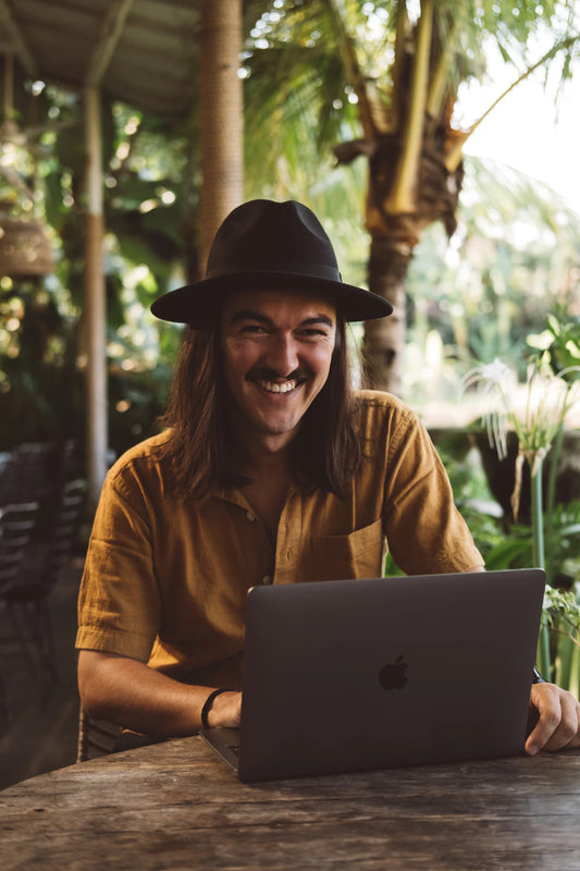 Navigating Legalities and Visas as a Digital Nomad